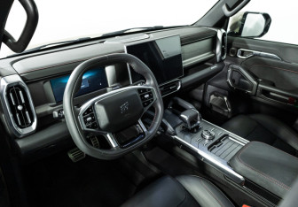 Подержанный автомобиль Jetour T2 2024 года (10 фото)