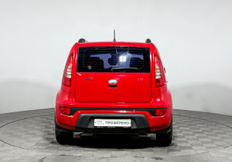 Подержанный автомобиль Kia Soul 2013 года (6 фото)