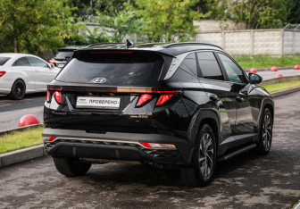 Подержанный автомобиль Hyundai Tucson 2022 года (6 фото)