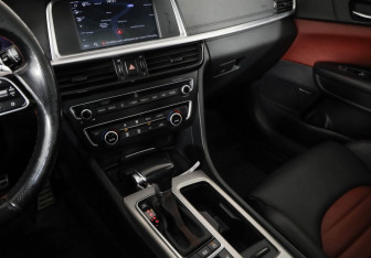 Подержанный автомобиль Kia Optima Sedan 2018 года (21 фото)