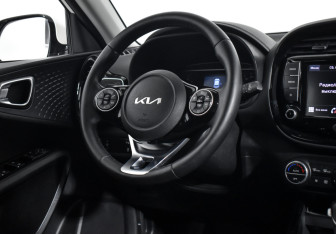 Подержанный автомобиль Kia Soul 2021 года (15 фото)