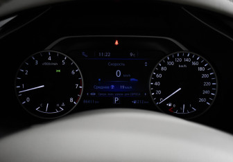 Подержанный автомобиль Nissan Murano Suv 2019 года (20 фото)