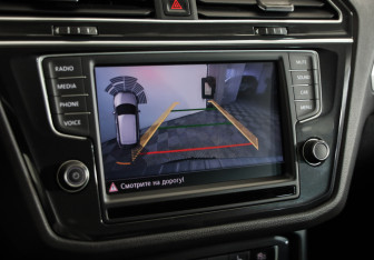 Подержанный автомобиль Volkswagen Tiguan 2017 года (14 фото)