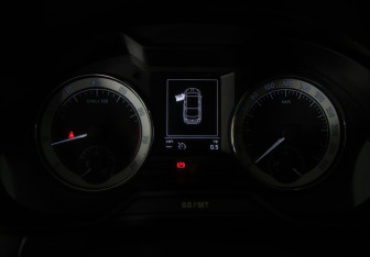 Подержанный автомобиль Skoda Octavia Liftback 2016 года (13 фото)