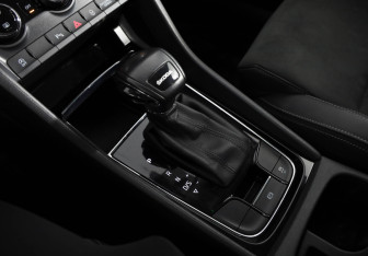 Подержанный автомобиль Skoda Karoq 2020 года (14 фото)