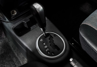 Подержанный автомобиль Suzuki SX4 Hatchback 2006 года (11 фото)