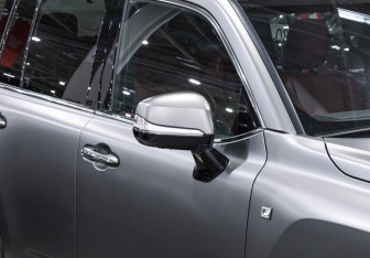 Подержанный автомобиль Lexus LX 2022 года (9 фото)
