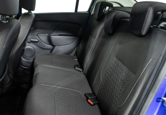 Подержанный автомобиль Renault Logan Sedan 2018 года (10 фото)