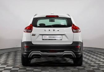 Подержанный автомобиль LADA (ВАЗ) XRAY 2019 года (6 фото)