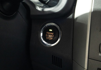 Подержанный автомобиль Toyota Corolla Sedan 2007 года (18 фото)