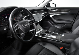 Подержанный автомобиль Audi A6 Sedan 2020 года (9 фото)