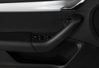 Подержанный автомобиль Skoda Octavia Liftback 2013 года (19 фото)