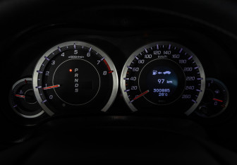 Подержанный автомобиль Honda Accord Sedan 2011 года (22 фото)