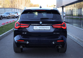 Подержанный автомобиль BMW X3 2024 года (5 фото)