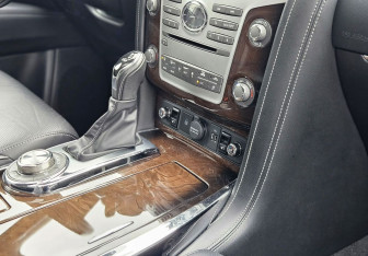 Подержанный автомобиль Infiniti QX80 2018 года (20 фото)
