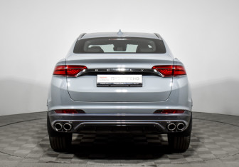 Подержанный автомобиль Geely Tugella 2022 года (6 фото)