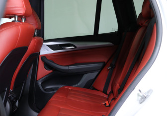 Подержанный автомобиль BMW X3 2019 года (20 фото)