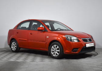 Подержанный автомобиль Kia Rio Sedan 2010 года (3 фото)