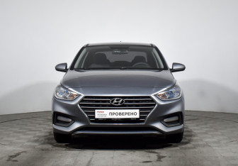 Подержанный автомобиль Hyundai Solaris Sedan 2018 года (2 фото)