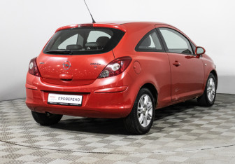 Подержанный автомобиль Opel Corsa 2008 года (5 фото)
