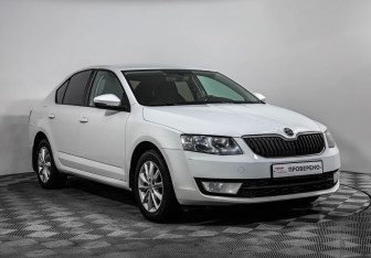 Подержанный автомобиль Skoda Octavia Liftback 2016 года (3 фото)