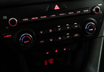 Подержанный автомобиль Kia Sportage 2018 года (17 фото)