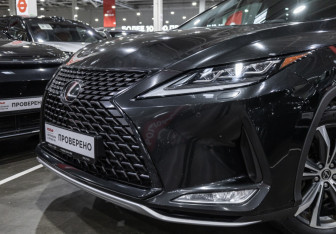 Подержанный автомобиль Lexus RX 2020 года (2 фото)