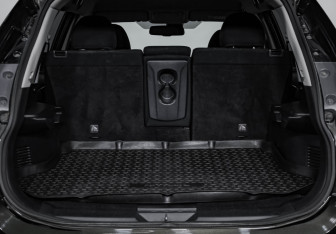 Подержанный автомобиль Nissan X-Trail 2017 года (27 фото)