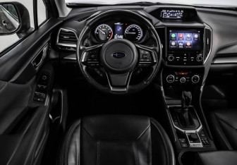 Подержанный автомобиль Subaru Forester Suv 2020 года (11 фото)