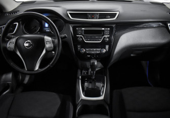 Подержанный автомобиль Nissan Qashqai 2016 года (15 фото)