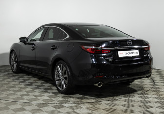 Подержанный автомобиль Mazda 6 Sedan 2018 года (7 фото)