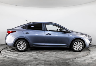 Подержанный автомобиль Hyundai Solaris Sedan 2017 года (4 фото)