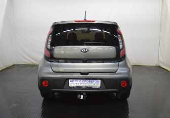 Подержанный автомобиль Kia Soul 2018 года (6 фото)