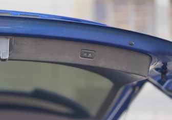 Подержанный автомобиль Audi Q7 2016 года (12 фото)