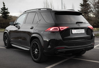 Подержанный автомобиль Mercedes-Benz GLE 2019 года (13 фото)