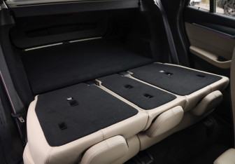 Подержанный автомобиль BMW X1 2021 года (29 фото)