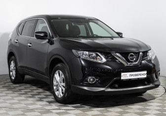 Подержанный автомобиль Nissan X-Trail 2017 года (3 фото)