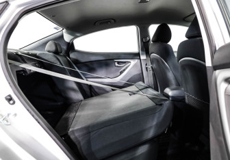 Подержанный автомобиль Hyundai Elantra Sedan 2015 года (19 фото)