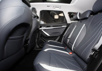 Новый Geely Atlas 2026 (30 фото)