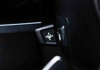 Подержанный автомобиль BMW X5 2018 года (14 фото)