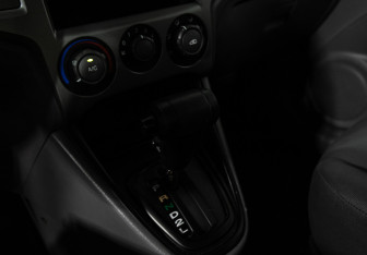 Подержанный автомобиль Hyundai Matrix 2008 года (15 фото)