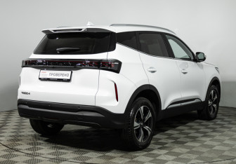 Подержанный автомобиль Chery Tiggo 4 2025 года (5 фото)