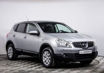 Подержанный автомобиль Nissan Qashqai 2007 года (3 фото)