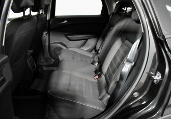 Подержанный автомобиль Renault Arkana 2020 года (11 фото)