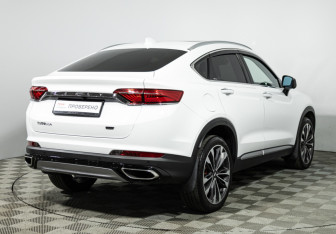 Подержанный автомобиль Geely Tugella 2021 года (5 фото)