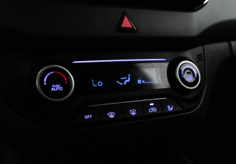 Подержанный автомобиль Hyundai Creta 2017 года (15 фото)