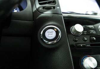 Подержанный автомобиль Infiniti FX 2012 года (22 фото)