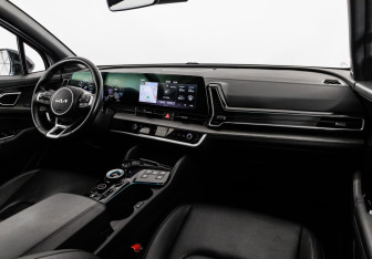 Подержанный автомобиль Kia Sportage 2023 года (9 фото)