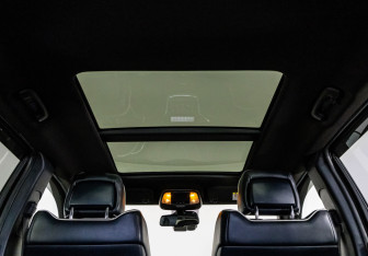 Подержанный автомобиль Jeep Grand Cherokee 2013 года (25 фото)