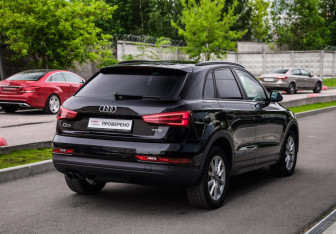 Подержанный автомобиль Audi Q3 2015 года (6 фото)